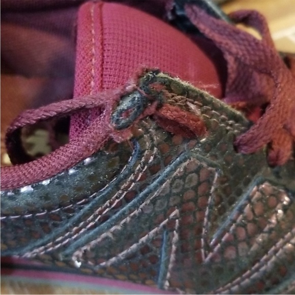 New Balance Heidi Klum U420 Maroon & Black Women's Sneakers Size 5 - Picture 10 of 10